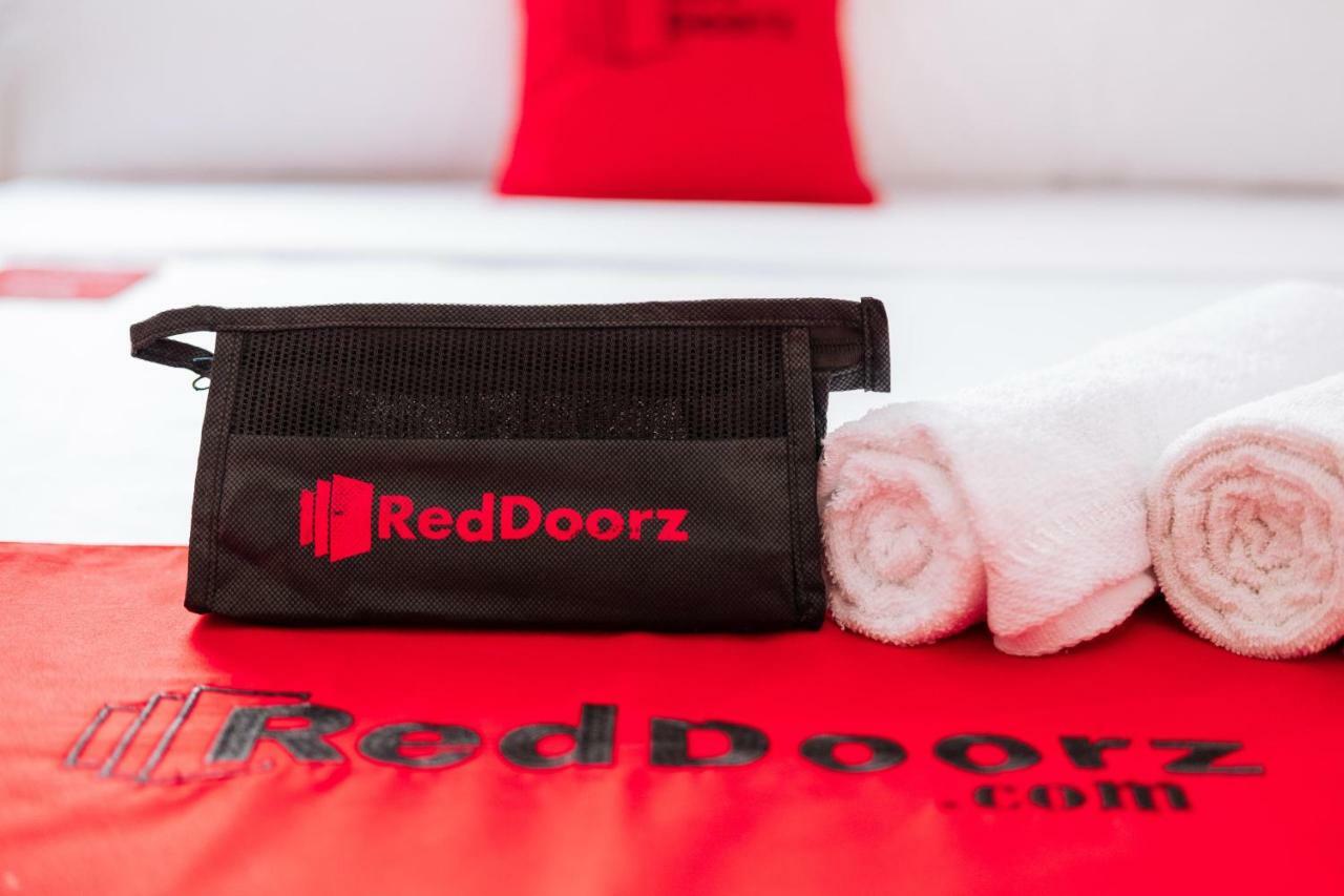 Reddoorz Plus @ Silk Residences Sta. Mesa Monthly Stay Manille Extérieur photo